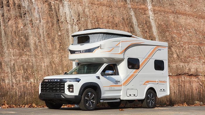 Star Boundless 2724 MAXUS AWD Off Road Motorhome