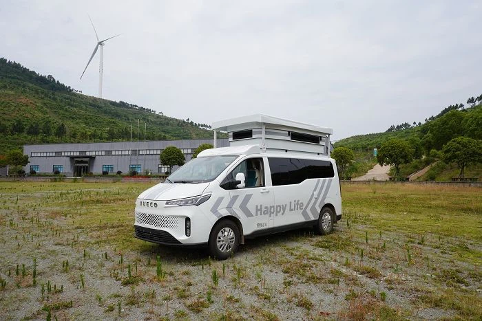 6 Star Future IVECO Chassis Electric Pop-up RV(001)